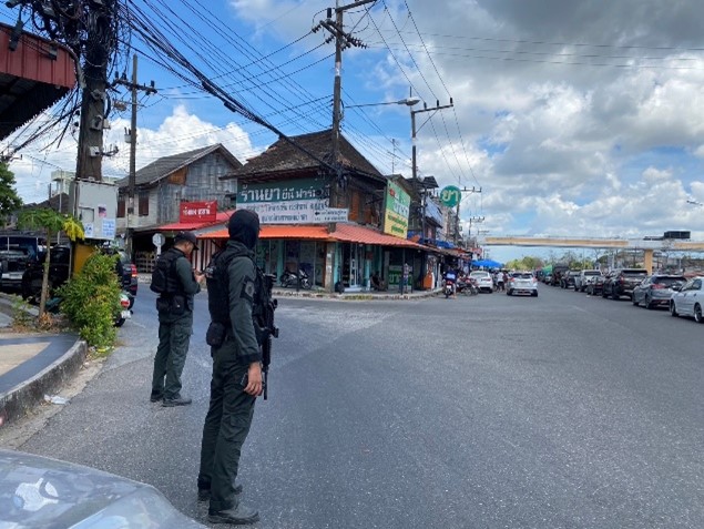 ตรวจตู้แดงในพื้นที่