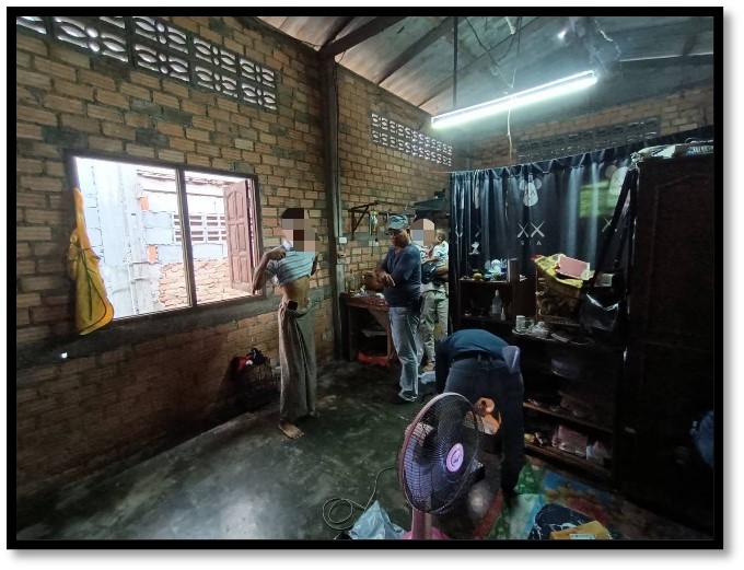 การปิดล้อมตรวจค้น